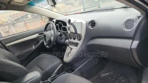 Pontiac Vibe 1.8L 2010 Black