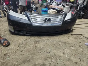 Complete Front Bumper Es350 2010