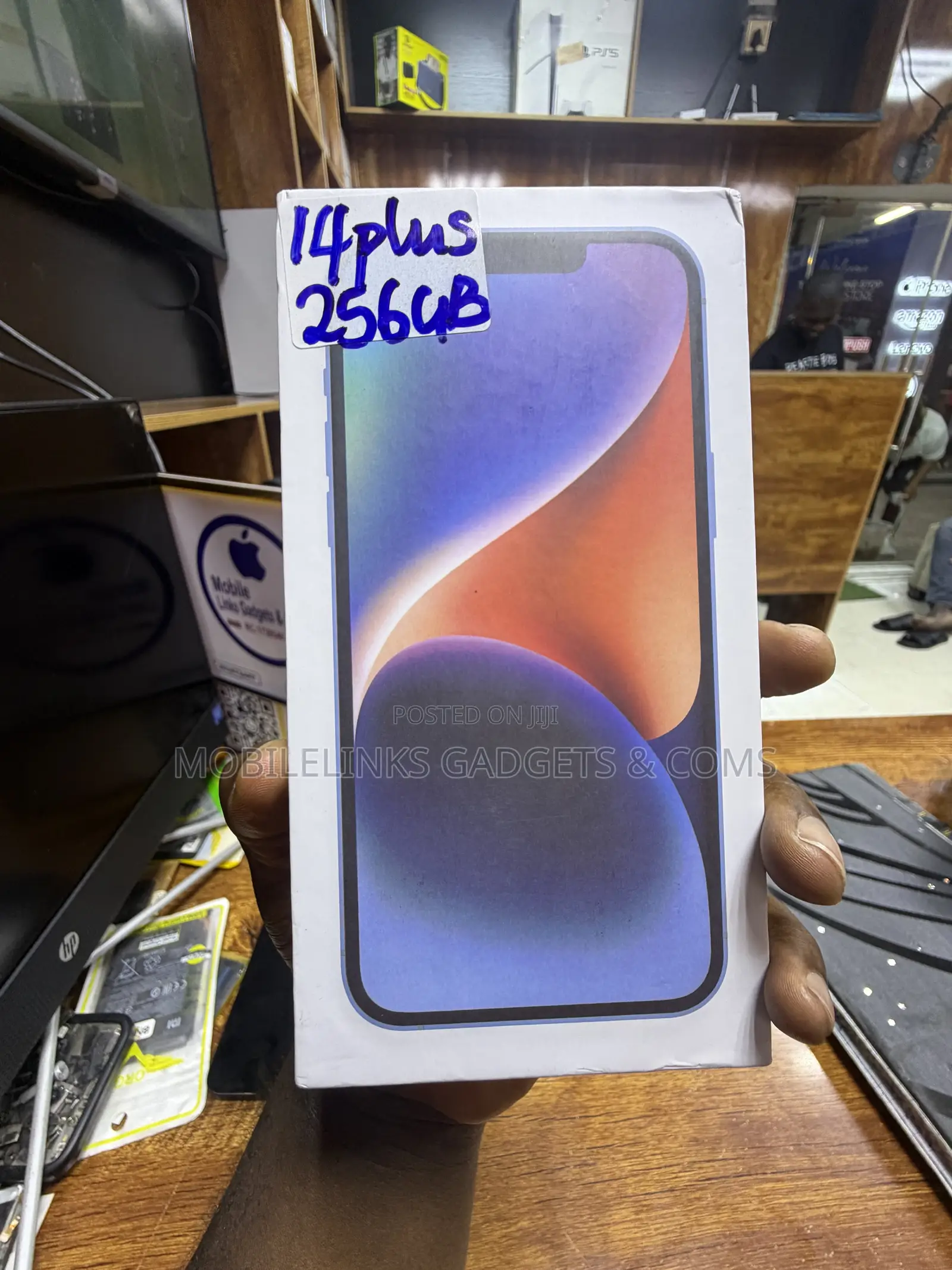 New Apple iPhone 14 Plus 256 GB Purple