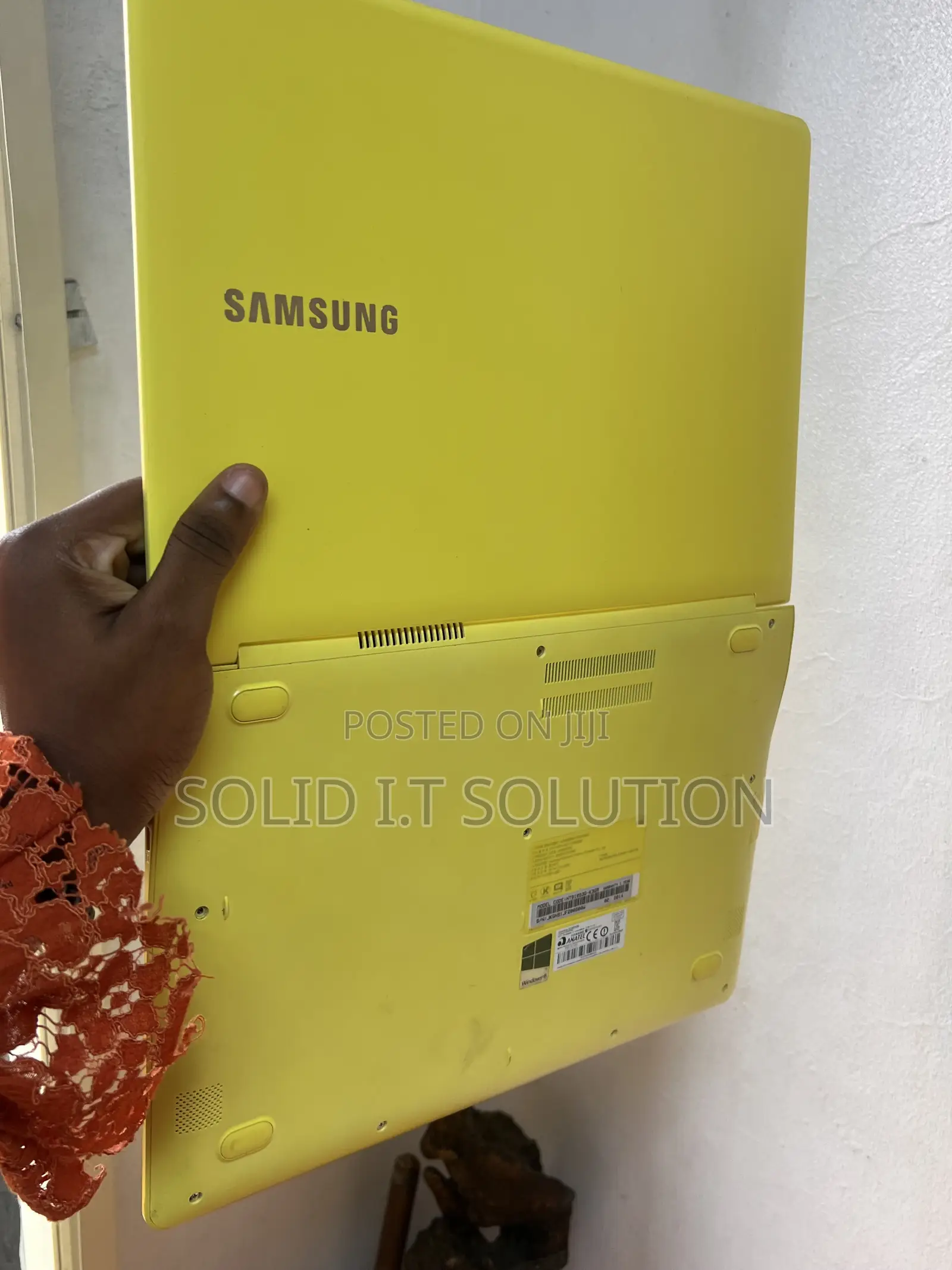 Laptop Samsung 4GB Intel Core i3 SSD 128GB