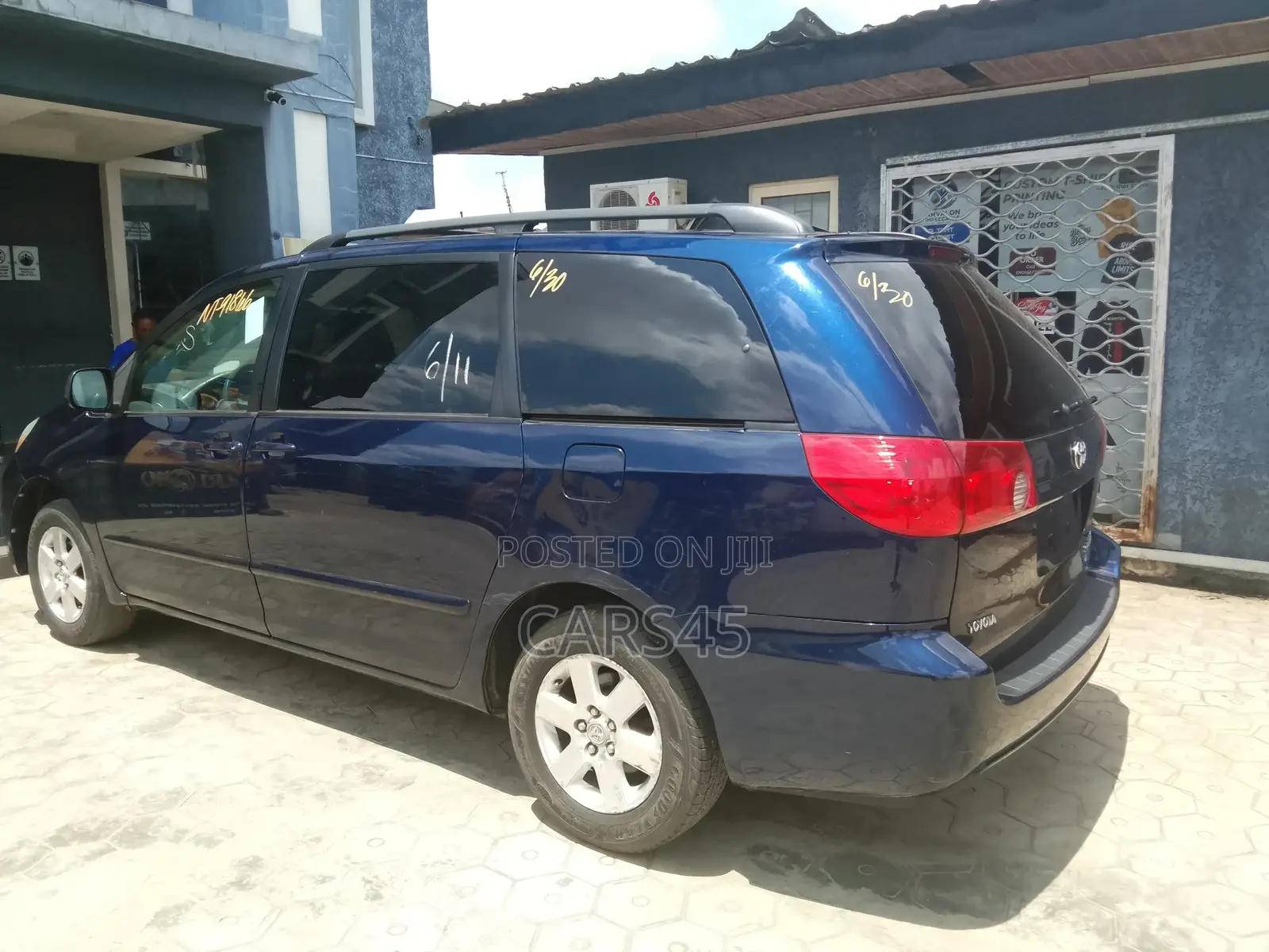 Toyota Sienna 2007 Blue