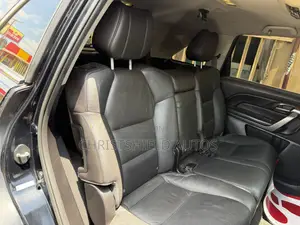 Acura MDX Technology Package SUV AWD (3.7L 6cyl 6A) 2010 Black