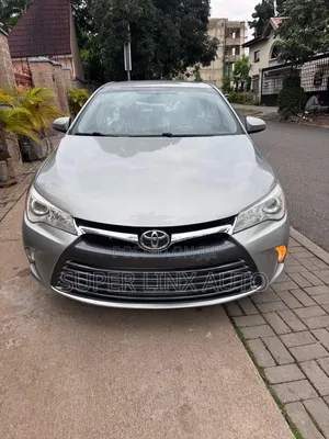 Toyota Camry 2016 Silver