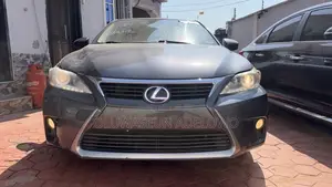 Lexus CT Base 2013 Gray