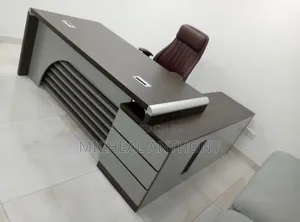 Executive Quality Office Table 1.8miter All So Available in 2m