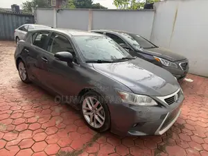 Lexus CT Base 2013 Gray