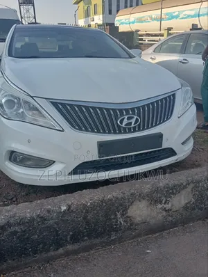 Hyundai Grandeur 2.2 CRDi 2012 White