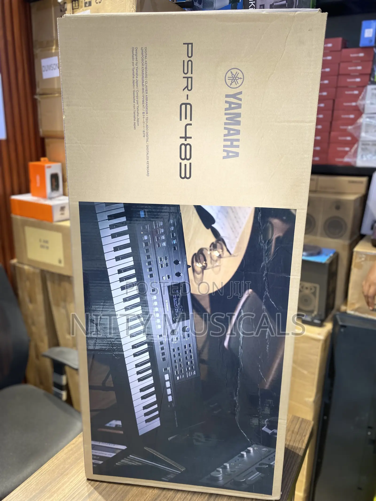 Yamaha PSR-E483 Keyboard