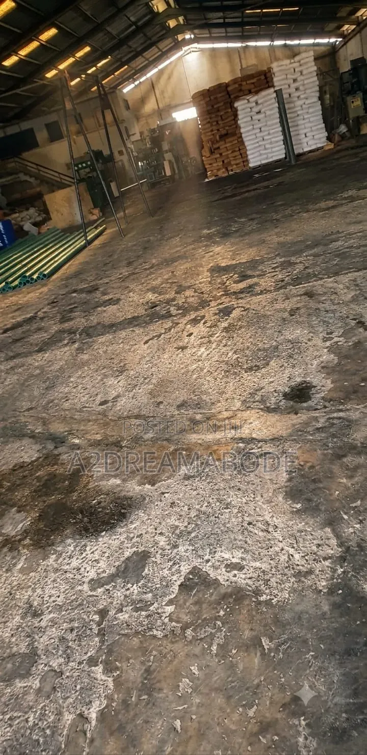 Exclusive Warehouse