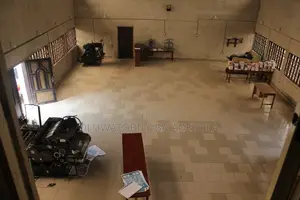Warehouse to Let