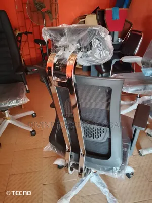 Top Quality Multifunction Ergonomic Office Chair With Leatherheadrest