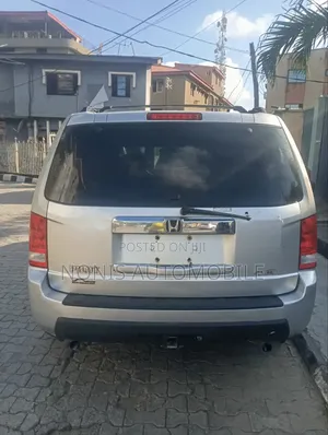 Honda Pilot 2010 Silver
