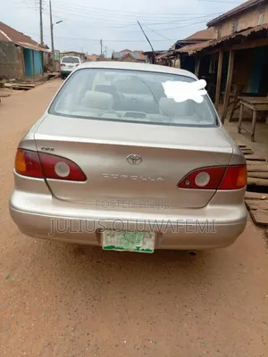 Toyota Corolla 2001 Silver