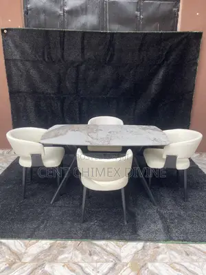 Super Quality by 4 Seater Dinning Set