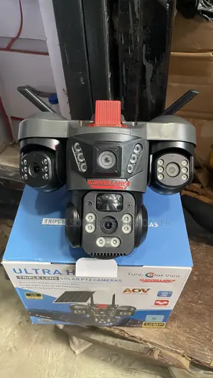 3 Lens Wireless Solar CCTV Camera