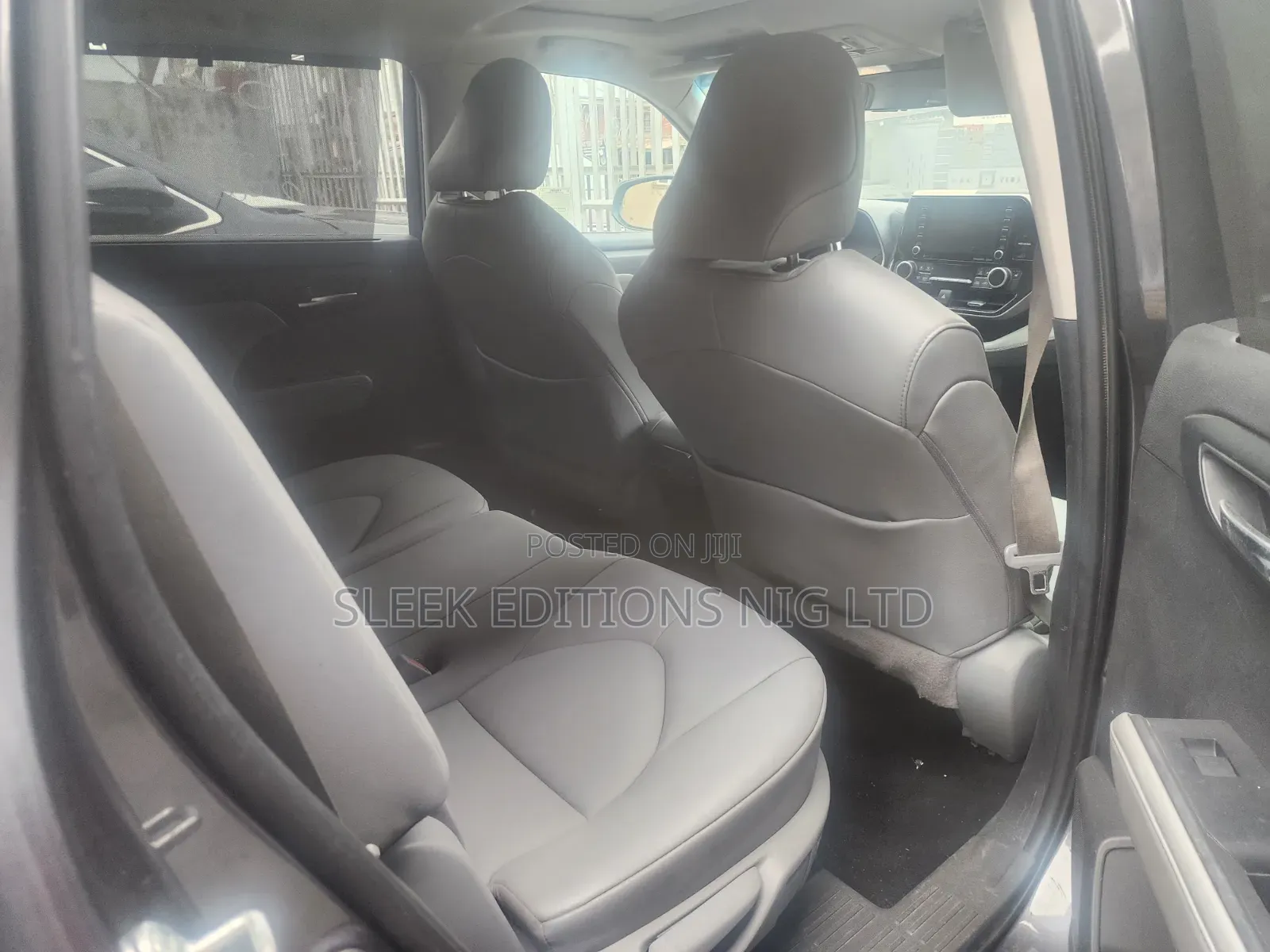 Toyota Highlander XLE AWD 2020 Gray