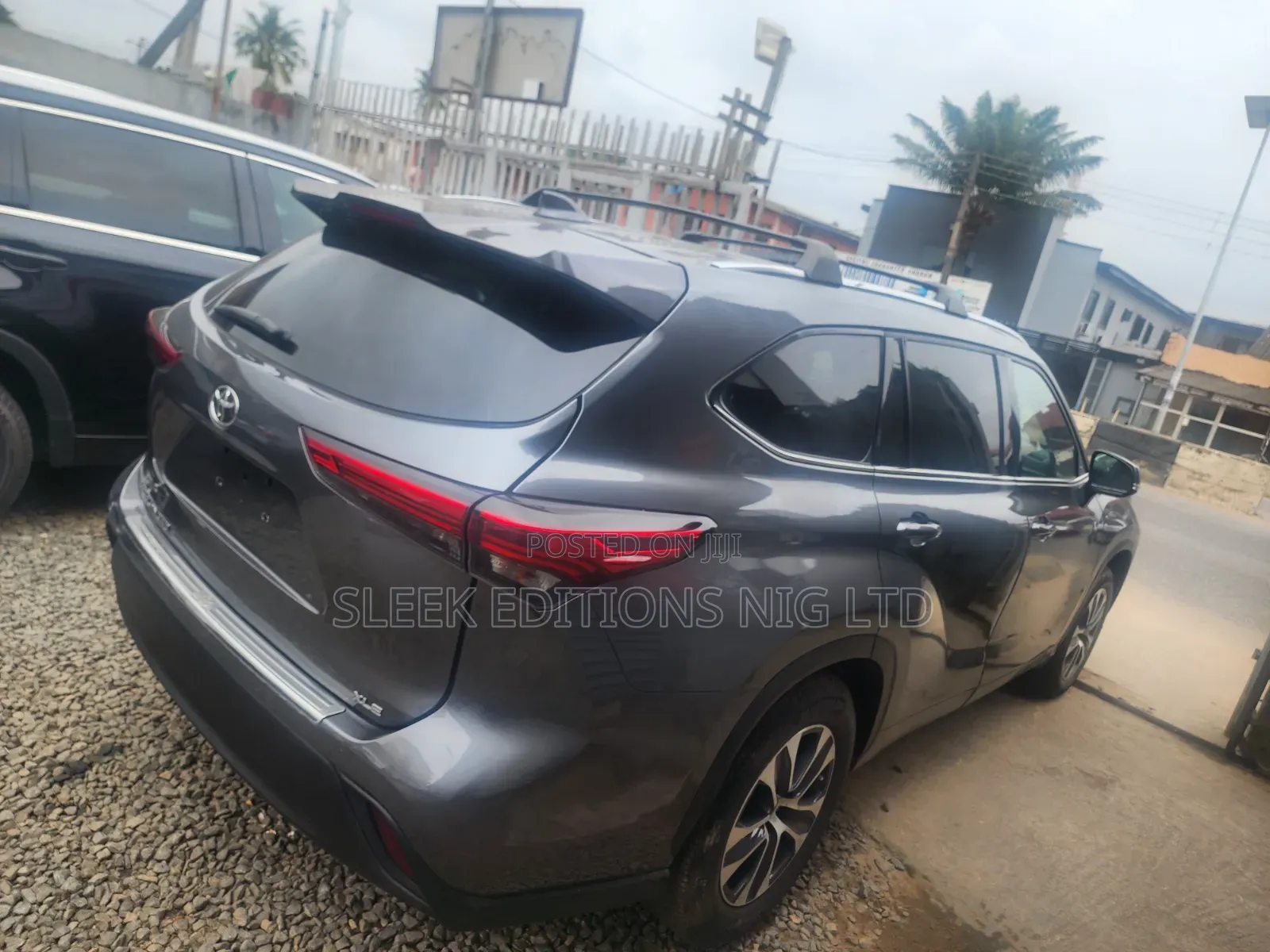 Toyota Highlander XLE AWD 2020 Gray