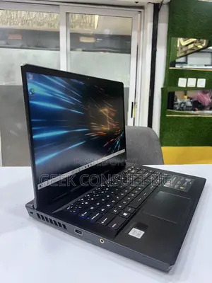Laptop MSI GP66 LEOPARD 10UG 16GB Intel Core i7 SSD 1T