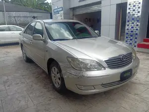 Toyota Camry 2003 Silver