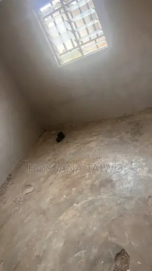 2bdrm Bungalow in Gbessa, Kiami for sale