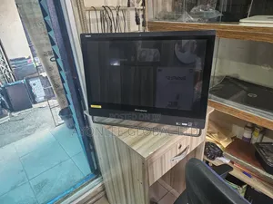 Desktop Computer Lenovo ThinkCentre M93 8GB Intel Core i5 HDD 500GB