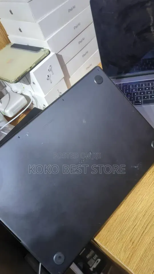 Laptop Apple MacBook Pro 2023 M3 Max 36GB Apple M3 Max SSD 1T
