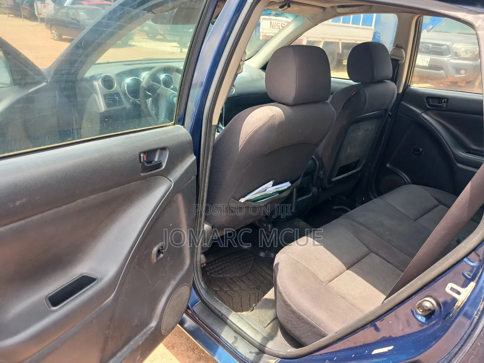 Pontiac Vibe Automatic 2004 Blue