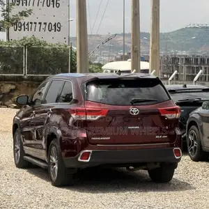 Toyota Highlander 2016 Burgundy