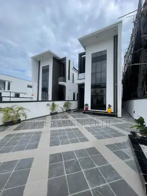 5bdrm Duplex in Ikota for sale