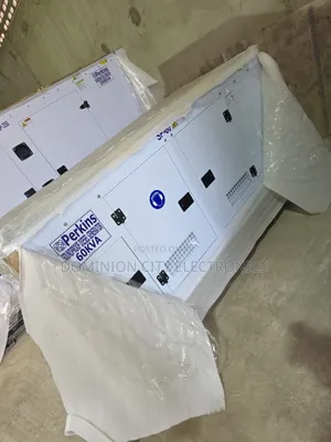 《》Heavy Duty Perkins Diesel Soundproof Generator Sp60kva 2years Wty