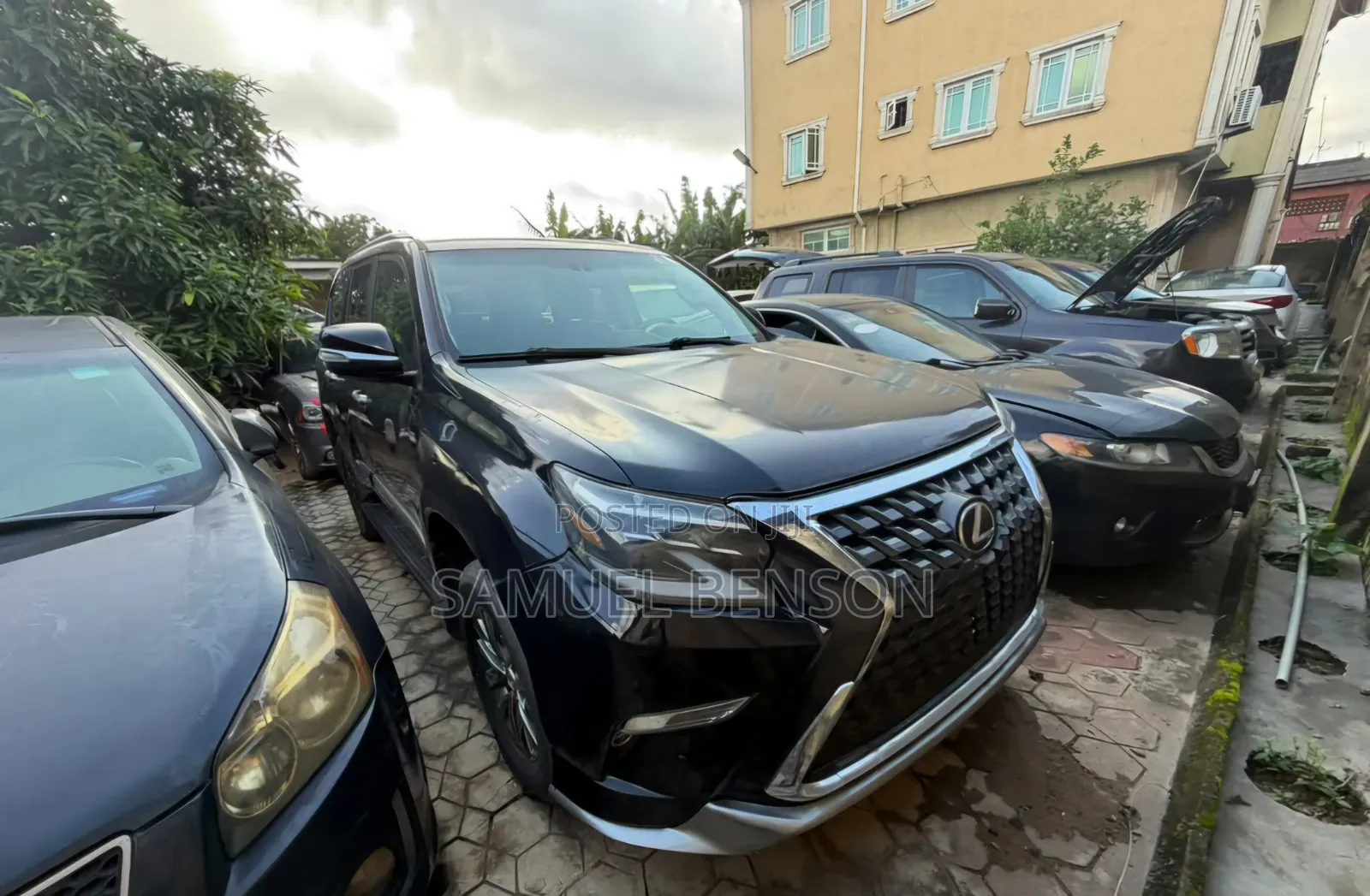 Lexus GX 2012 Black