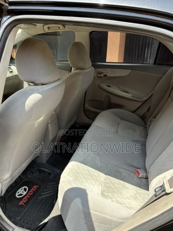 Toyota Corolla 2009 Black