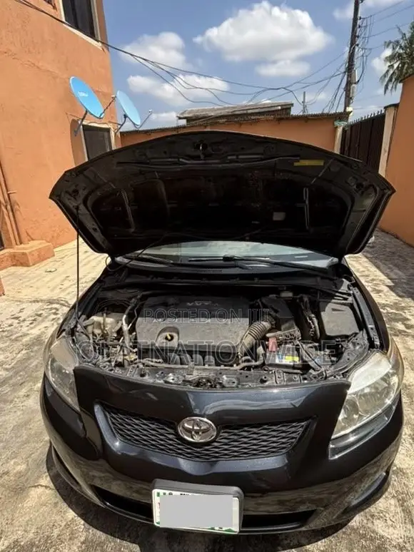 Toyota Corolla 2009 Black