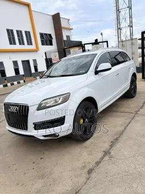 Audi Q7 3.0T Premium Quattro 2012 White
