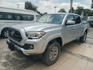 Toyota Tacoma 2016 Silver