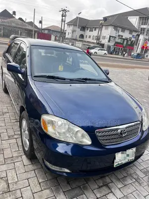 Toyota Corolla LE 2005 Blue