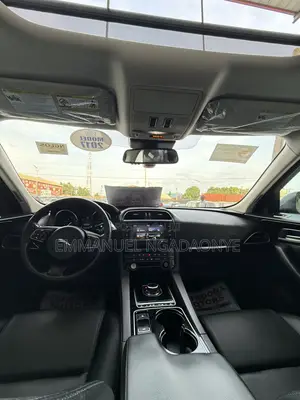 Jaguar F-Pace 2017 White