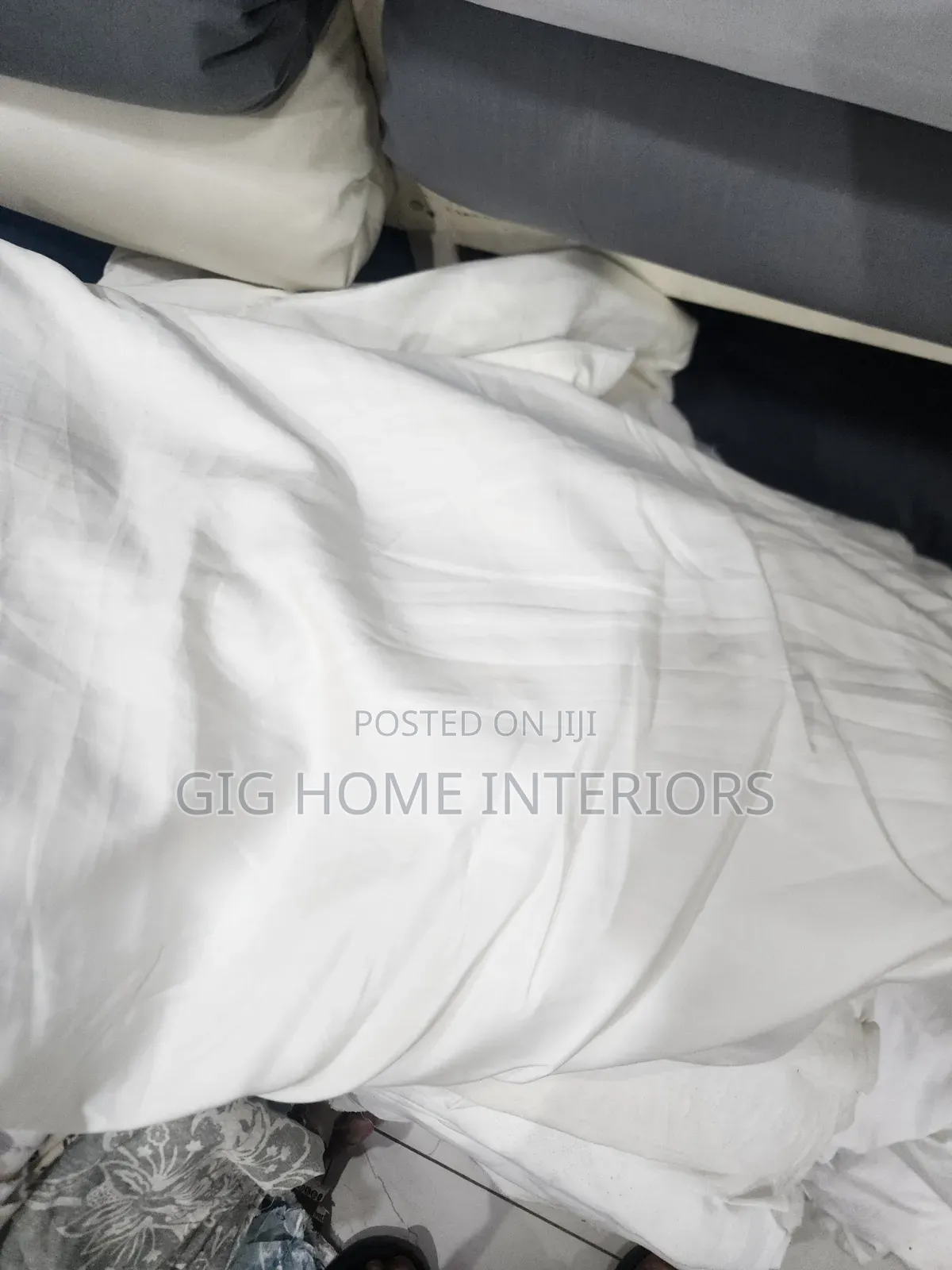 Delbro Luxury Bedsheet