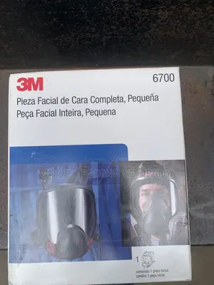 3M Full Face Respirator - Model 6700