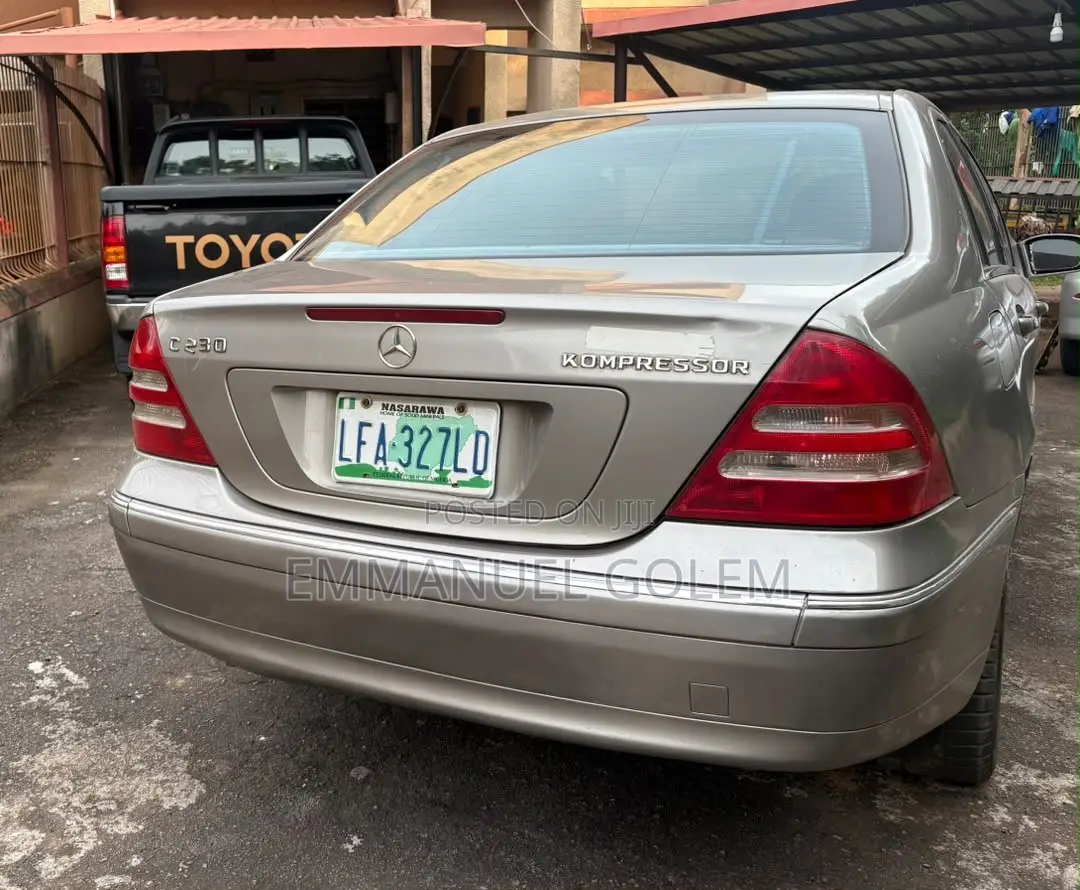 Mercedes-Benz C230 2005 Silver