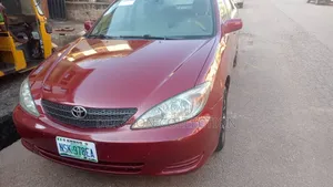 Toyota Camry LE 4dr Sedan (2.4L 4cyl 5M) 2004 Red