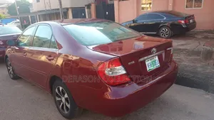 Toyota Camry LE 4dr Sedan (2.4L 4cyl 5M) 2004 Red