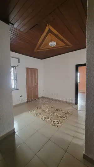 4bdrm Duplex in Omole Estate for rent