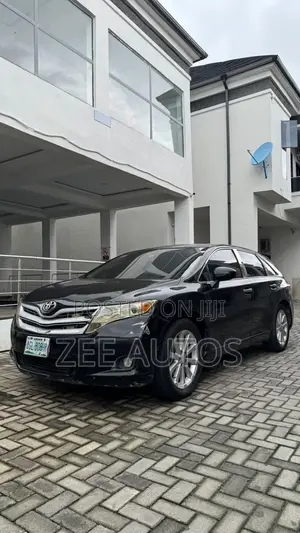 Toyota Venza 2010 Black