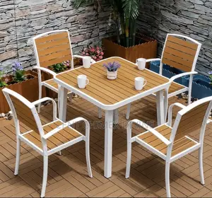 Outdoor Dinning