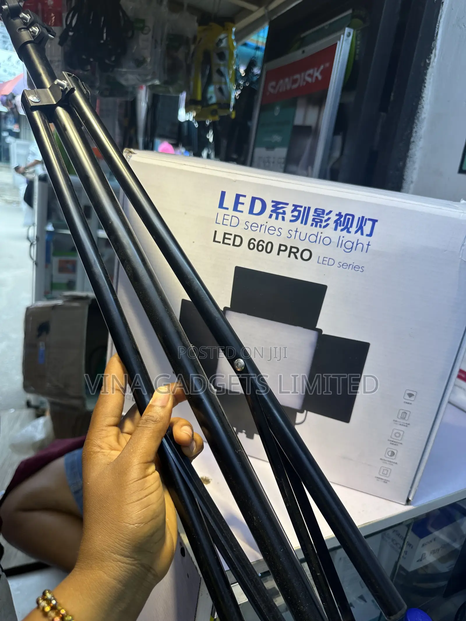 LED 660 Pro Light