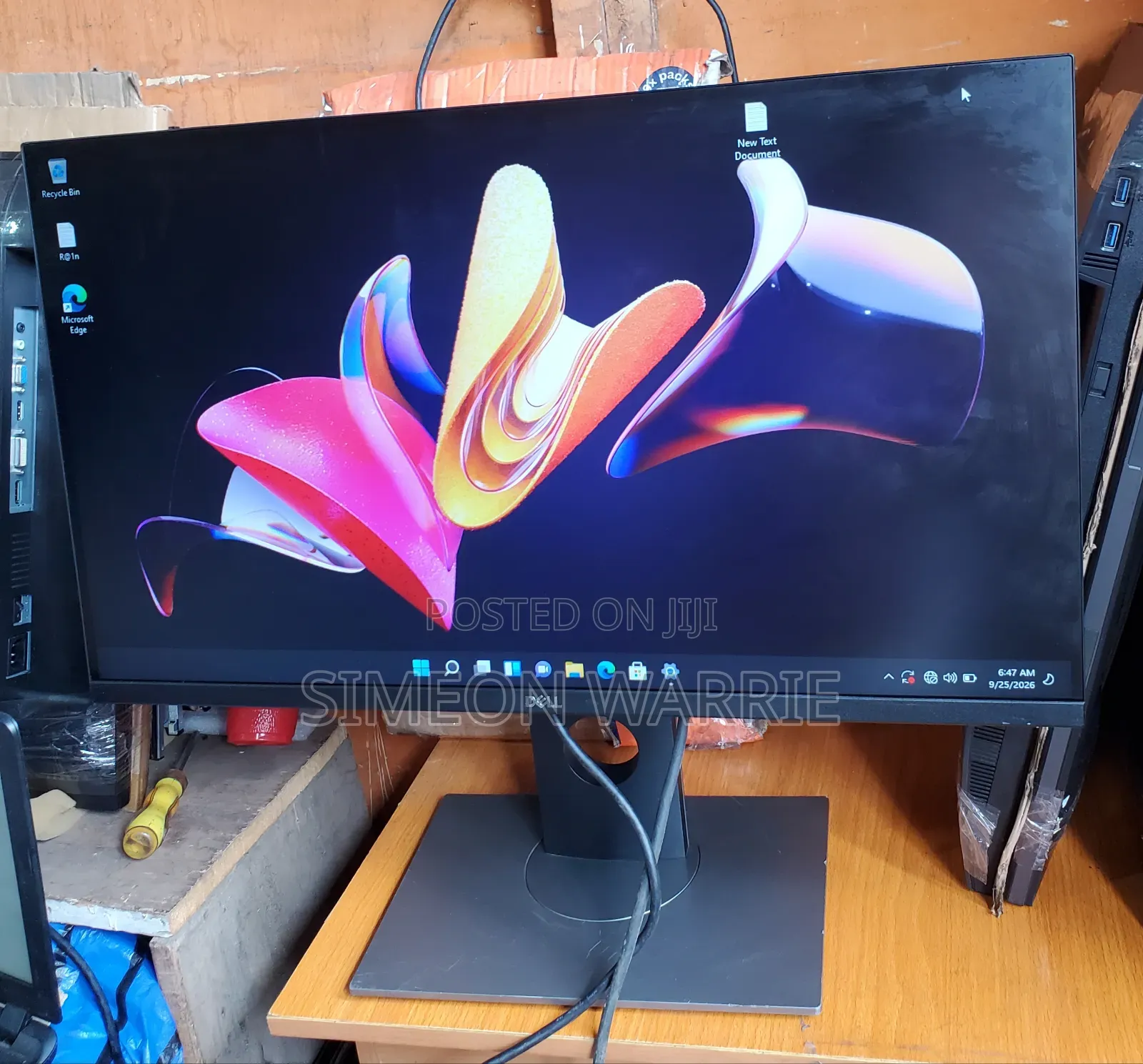 Dell P2720DC