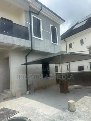 4bdrm Duplex in Ogba for sale