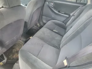 Toyota Corolla 2004 Silver