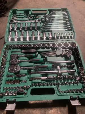 251 PCS Socket Set / Combination Tool Kit - 1/4", 3/8", 1/2" Drive